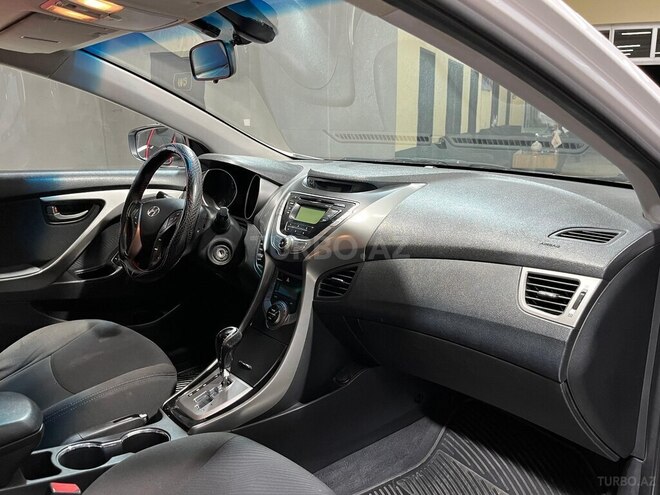 Hyundai Elantra 2015, 188,008 km - 1.8 l - Sumqayıt