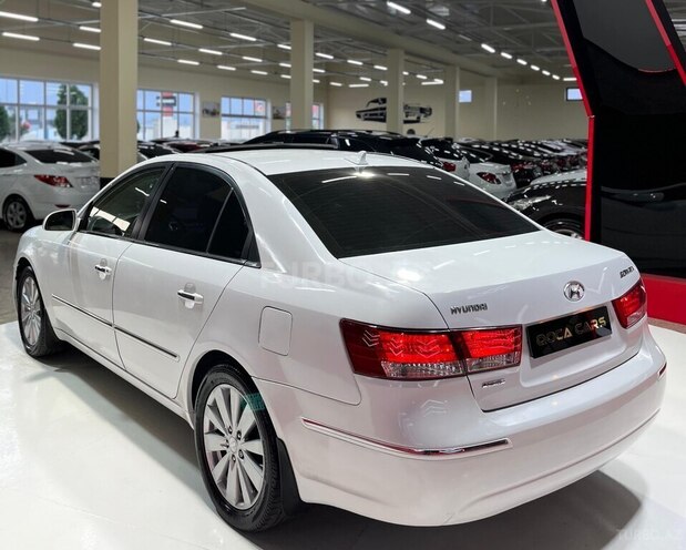 Hyundai Sonata-10