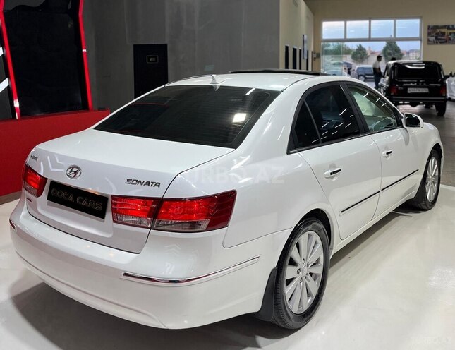 Hyundai Sonata-8