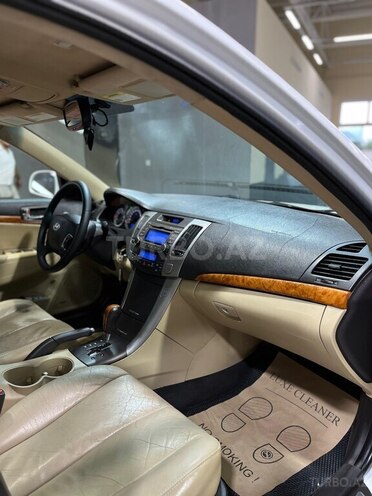 Hyundai Sonata-15