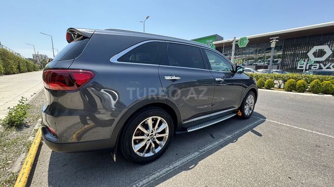 Kia Sorento-6