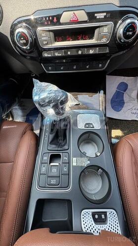 Kia Sorento-11