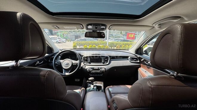 Kia Sorento-16