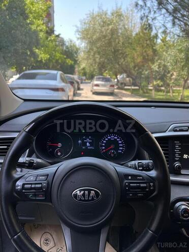 Kia Sorento-11