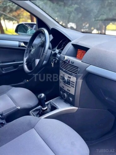 Opel Astra 2006, 222,000 km - 1.3 l - Bakı