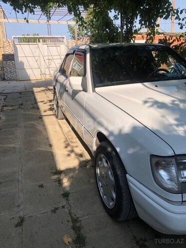 Mercedes E 230 1992, 500,000 km - 2.3 l - Bakı