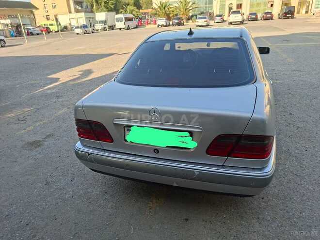 Mercedes E 240 1998, 331,000 km - 2.4 l - Bakı