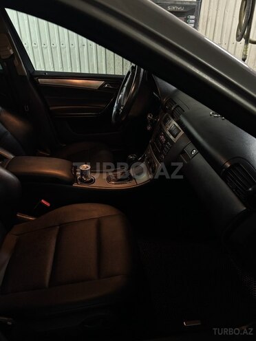 Mercedes C 230 2005, 243,000 km - 2.5 л - Bakı