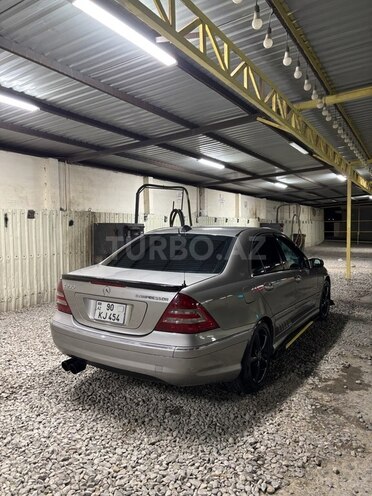 Mercedes C 230 2005, 243,000 km - 2.5 л - Bakı