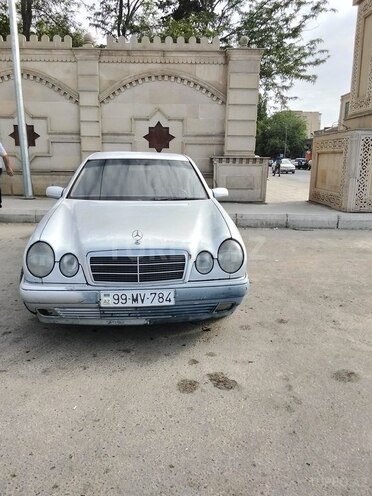 Mercedes E 220 d 1999, 980,000 km - 2.2 l - Salyan