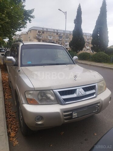 Mitsubishi Pajero 2003, 271,000 km - 3.0 l - Gəncə