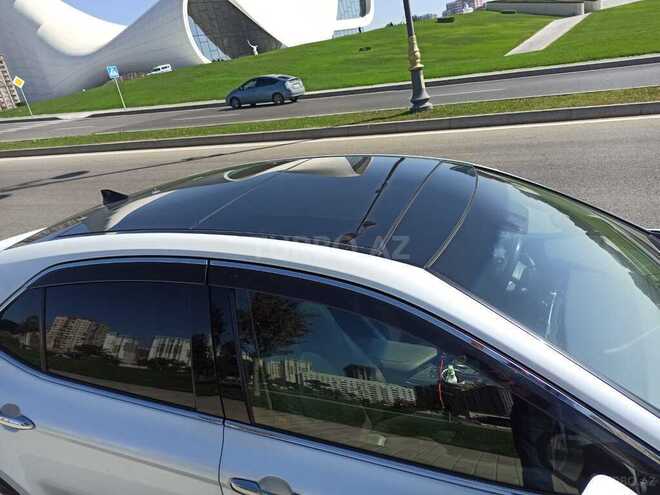 Toyota Camry-4