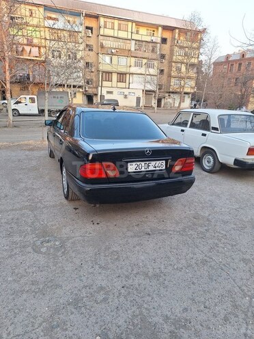 Mercedes E 240 1998, 173,185 km - 2.4 l - Gəncə