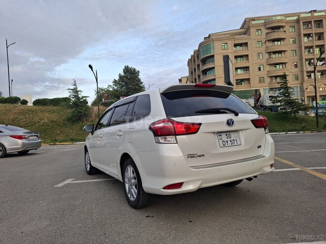 Toyota Corolla Fielder 2019, 161,000 km - 1.5 л - Bakı