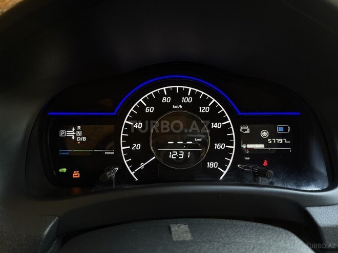 Nissan Note-16