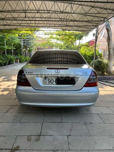 Mercedes E 220 d 2004, 315,000 km - 2.2 l - Bakı