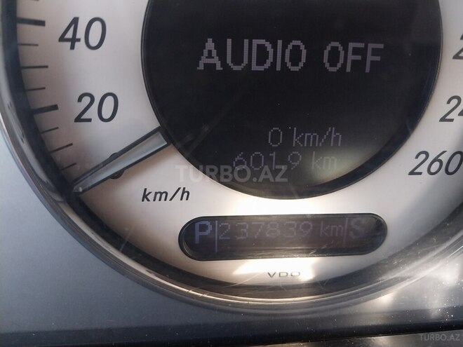 Mercedes E 220 d 2004, 315,000 km - 2.2 l - Bakı