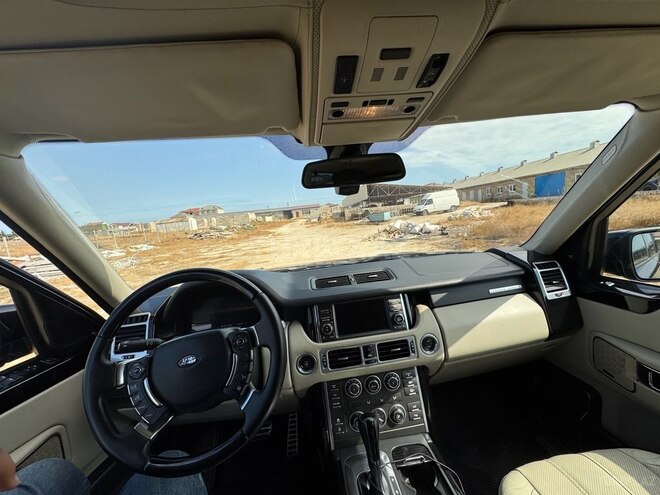 Land Rover Range Rover 2010, 159,000 km - 5.0 л - Bakı