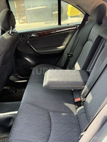 Mercedes C 220 d 2000, 311,130 km - 2.2 л - Bakı
