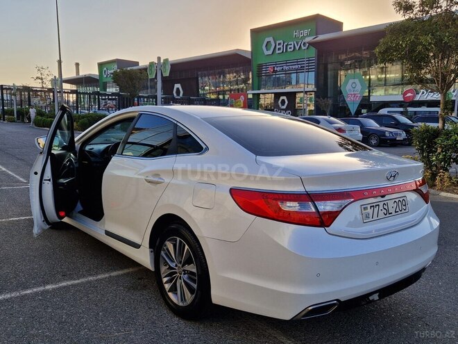 Hyundai Grandeur 2015, 189,000 km - 2.2 л - Bakı