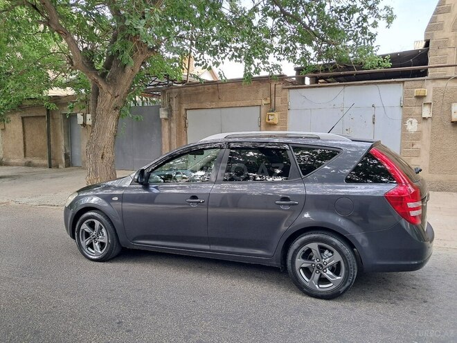 Kia  2008, 212,664 km - 1.6 l - Bakı