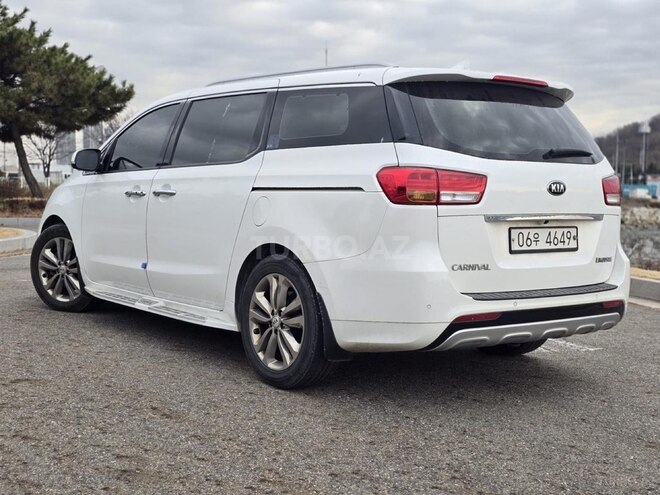 Kia Carnival 2017, 166,000 km - 2.2 l - Bakı