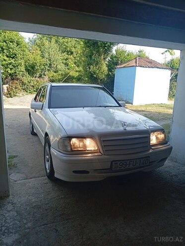 Mercedes C 220 d 2000, 400,000 km - 2.2 l - Astara
