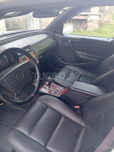 Mercedes C 220 d 2000, 400,000 km - 2.2 l - Astara