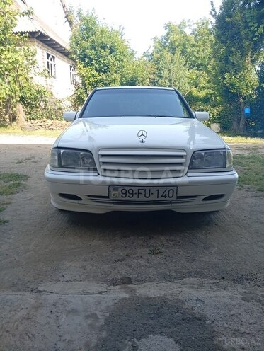 Mercedes C 220 d 2000, 400,000 km - 2.2 l - Astara