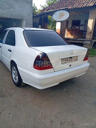 Mercedes C 220 d 2000, 400,000 km - 2.2 l - Astara