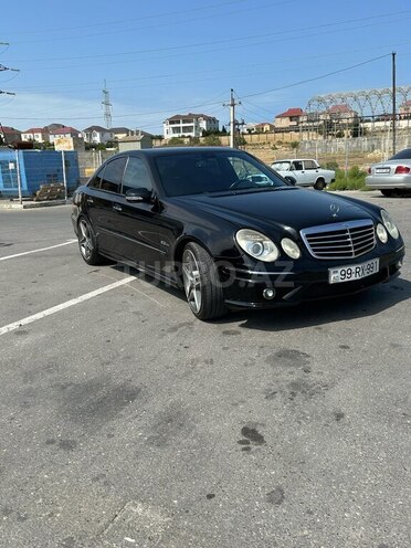 Mercedes E 280-2