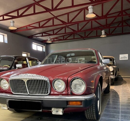 Jaguar  1988, 48,783 km - 5.3 l - Bakı