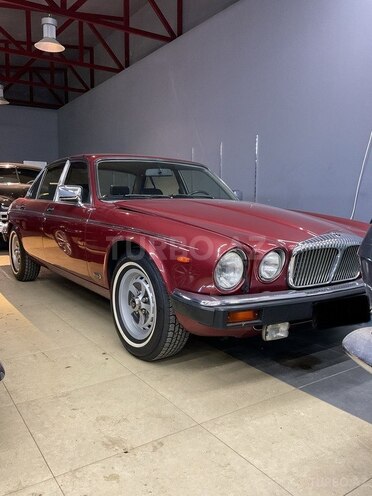 Jaguar  1988, 48,783 km - 5.3 l - Bakı