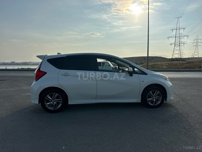 Nissan Note-4