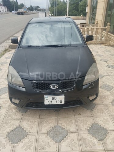 Kia Rio 2010, 380,000 km - 1.4 l - Gəncə