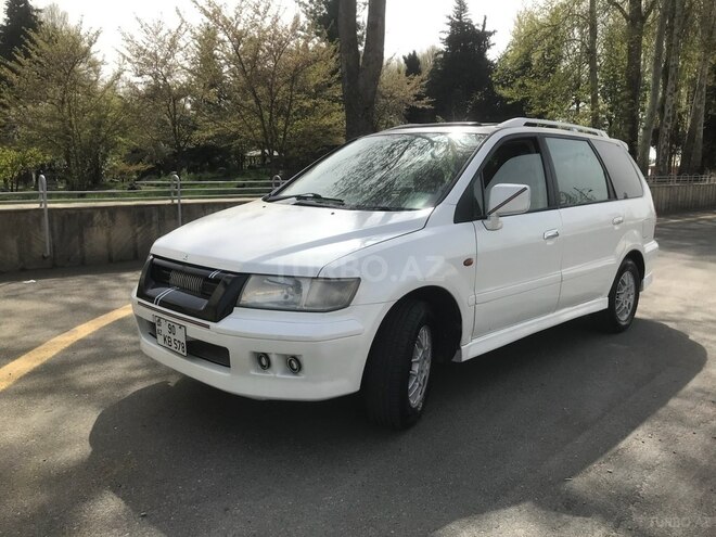 Mitsubishi Chariot 1999, 280,000 km - 2.4 л - İsmayıllı