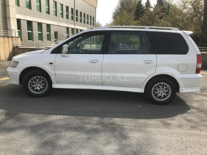 Mitsubishi Chariot 1999, 280,000 km - 2.4 л - İsmayıllı