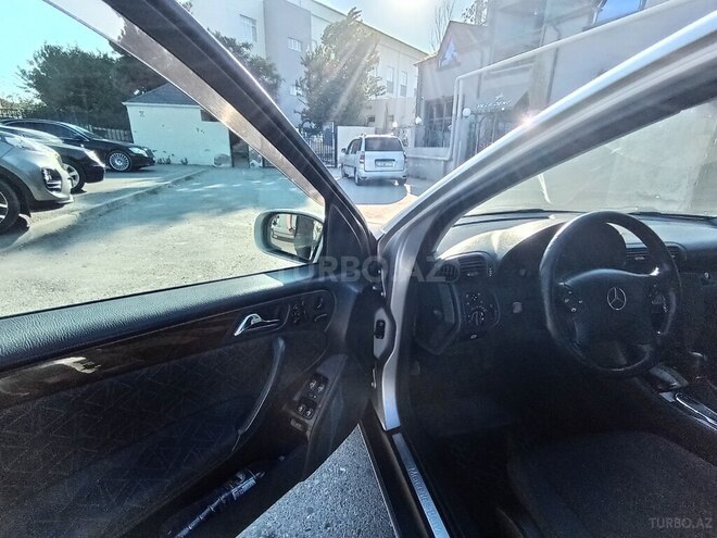 Mercedes C 200 2001, 180,000 km - 2.0 л - Xırdalan