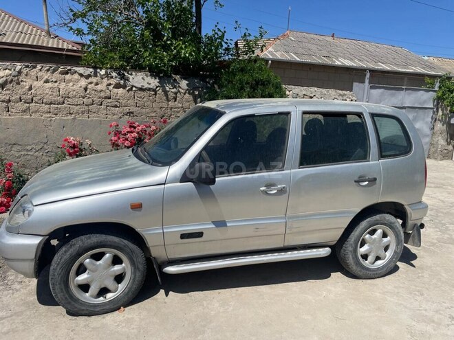 Chevrolet Niva 2004, 320,000 km - 1.7 l - Naxçıvan