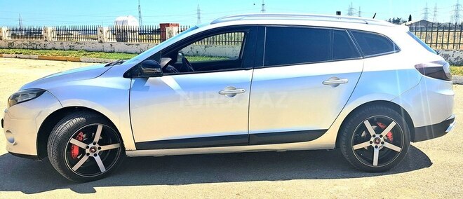 Renault Megane 2009, 389,461 km - 1.5 l - Bakı