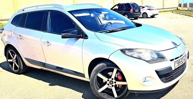 Renault Megane 2009, 389,461 km - 1.5 l - Bakı