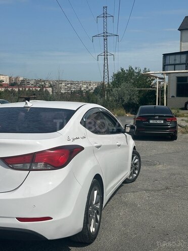 Hyundai Elantra 2015, 148,000 km - 1.6 л - Bakı