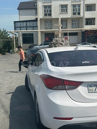 Hyundai Elantra 2015, 148,000 km - 1.6 л - Bakı