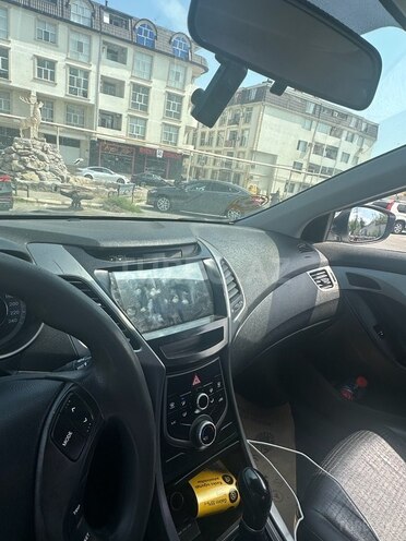 Hyundai Elantra 2015, 148,000 km - 1.6 л - Bakı