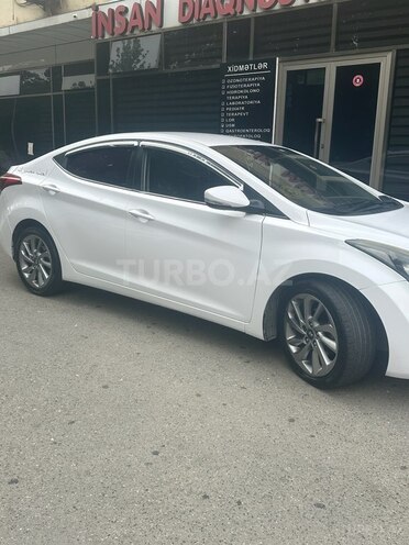 Hyundai Elantra 2015, 148,000 km - 1.6 л - Bakı