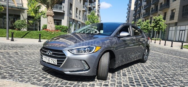 Hyundai Elantra 2018, 83,000 km - 2.0 l - Bakı