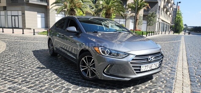 Hyundai Elantra 2018, 83,000 km - 2.0 l - Bakı