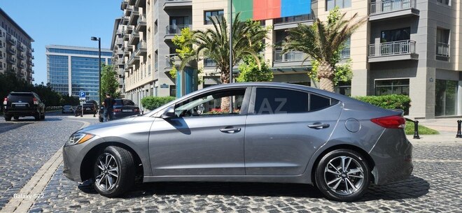 Hyundai Elantra 2018, 83,000 km - 2.0 l - Bakı