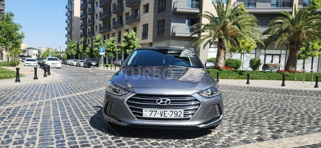 Hyundai Elantra 2018, 83,000 km - 2.0 l - Bakı