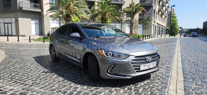 Hyundai Elantra 2018, 83,000 km - 2.0 l - Bakı